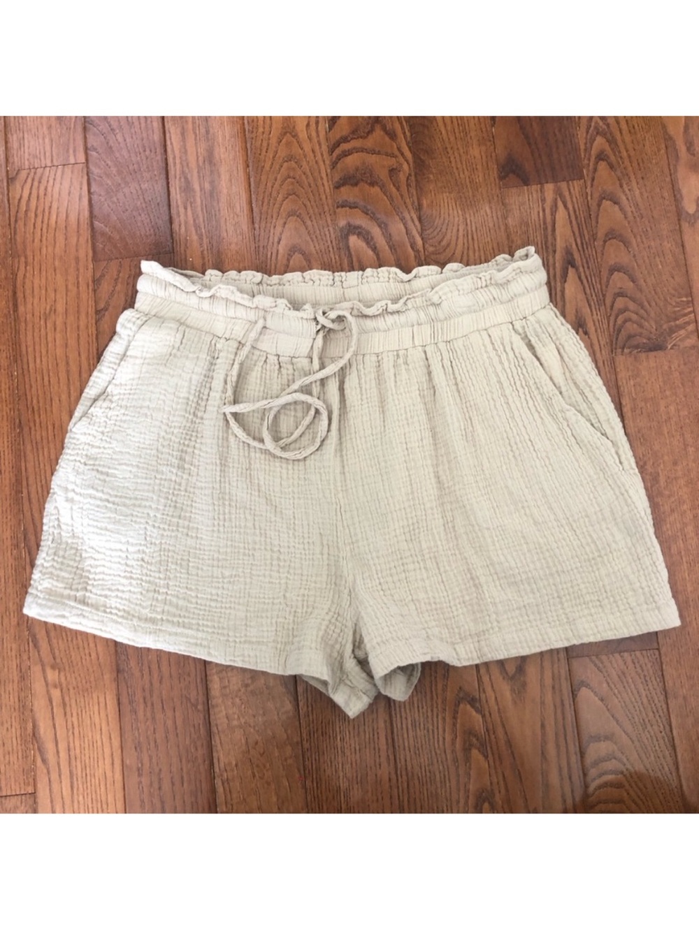 LAST CHANCE SALE - cream shorts